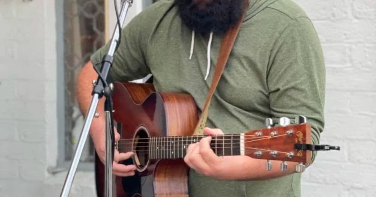 Friday Night Music feat. Jared Gutridge