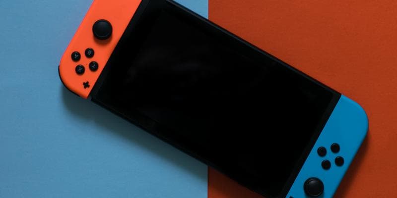 Teen Hangout: Video and Board Games