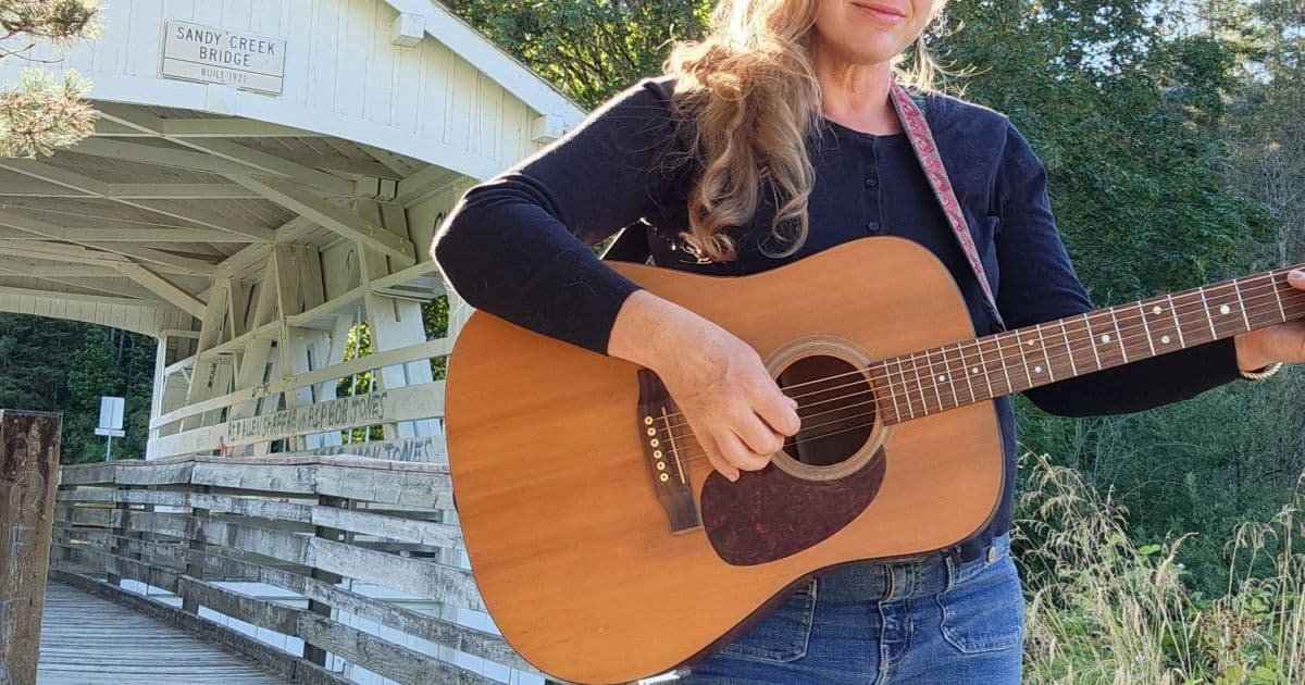 Friday Night Live Music with Bekkah McAlvage